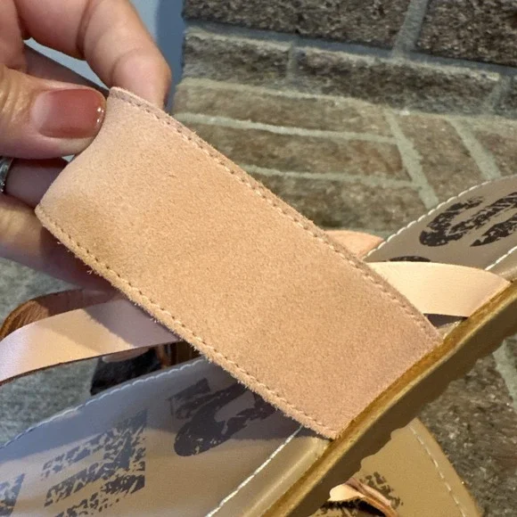 SOREL Ella II Women's 9 Easy Slip On Thong Flip Flop Sandals Peach Pink - Picture 15 of 16